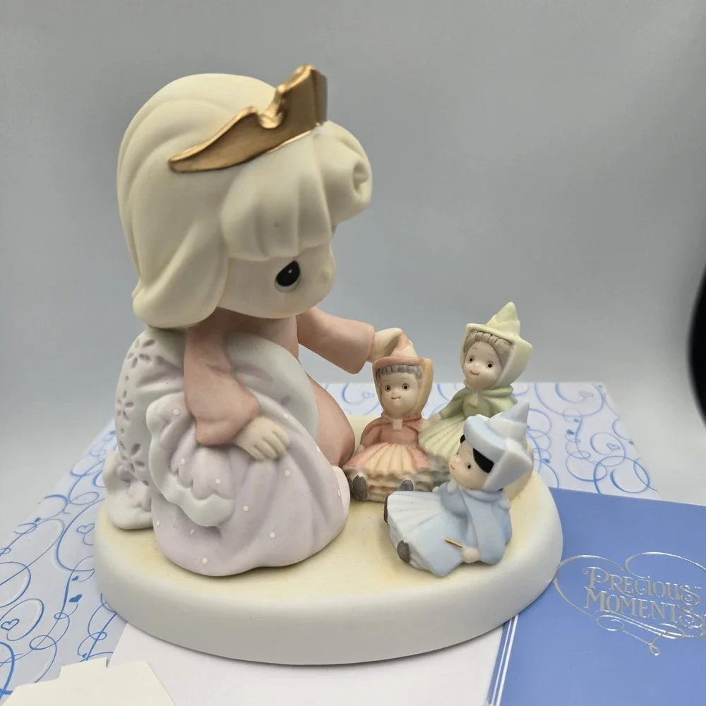 Precious Moments mint box